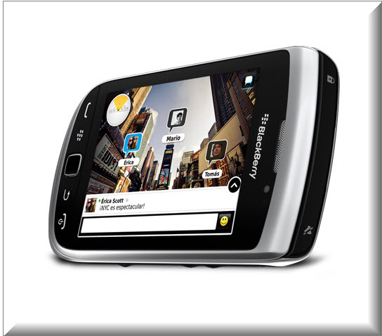 Blackberry Torch 9810, vista angulo