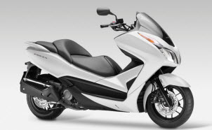 Nueva Honda NSS300 Forza