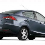 Mazda 2 Sedán lateral