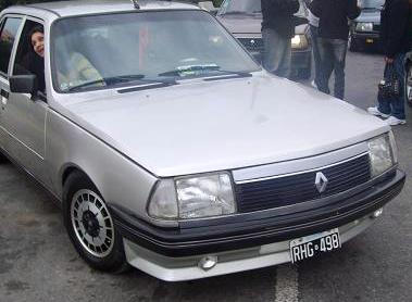 Renault 18 plata