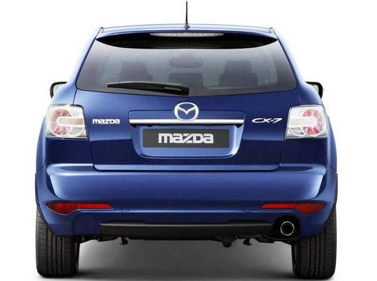 Mazda CX-7 trasera sin fondo
