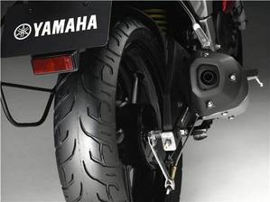 Yamaha FZ 16 llanta trasera