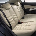 Mazda 2 Sedán interior