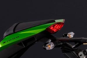 Kawasaki Z1000 luz trasera LED