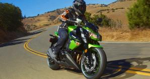 Kawasaki Z1000 deportiva