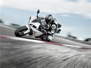 Yamaha YZF R1 wallpaper
