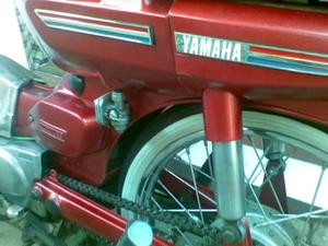 Yamaha V80 detalle