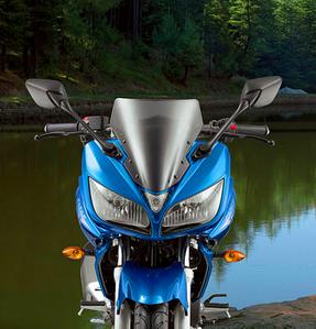 Yamaha Fazer 16 frontal