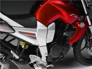 Yamaha Fazer 16 detalle diseño