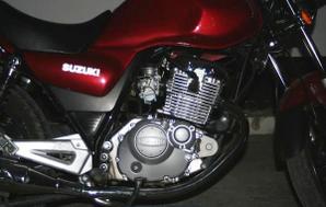 Suzuki GS 125 motor