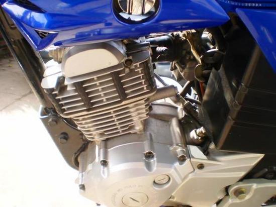 Yamaha YBR 125 motor