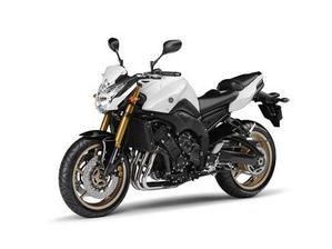 Yamaha Fazer 8 naked aspecto deportivo