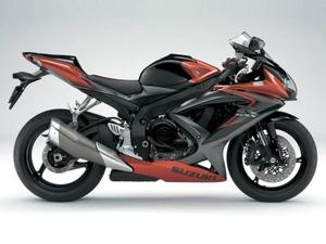 suzuki gsr 750