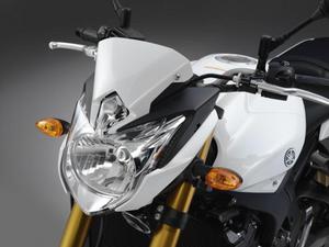 Yamaha Fazer 8 version naked frontal