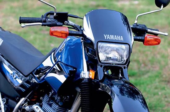 Yamaha XT 225 faro