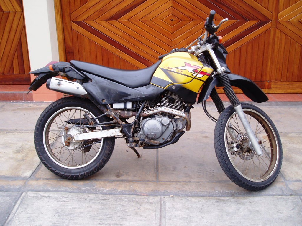  YAMAHA  XT 225  Ideal casi para cualquier uso Yamaha  XT 225  