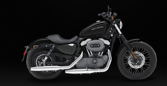 Harley Davidson Nightster, negro oscuro