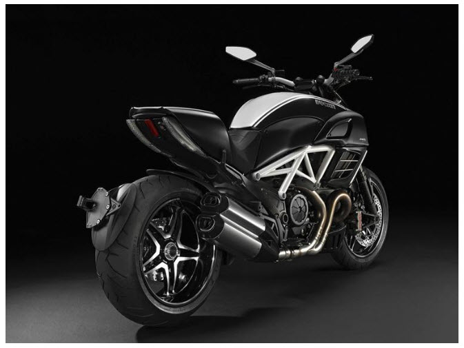 Ducati  Diavel AMG 