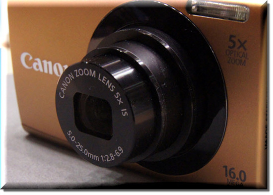 Canon PowerShot A3400, Frontal