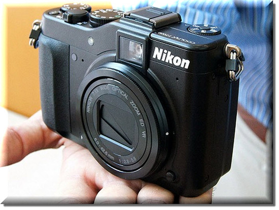 Nikon Coolpix P7000, Con un tamaño pequeño