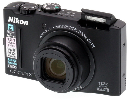 Nikon Coolpix S8100, Vista Diagonal