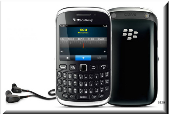 Blackberry Curve 9320, Radio FM