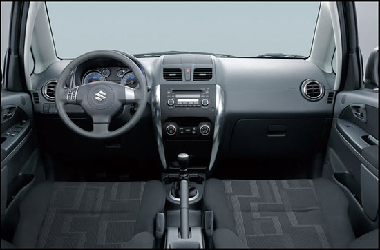 Suzuki SX4, diseno interior