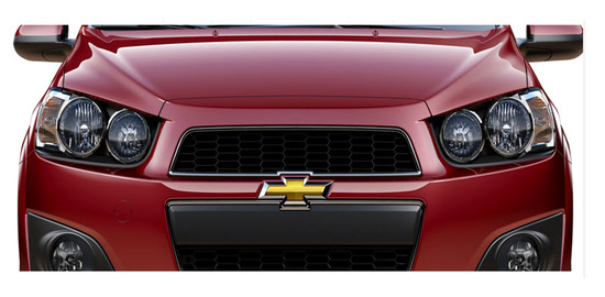 Chevrolet Sonic Sedan 2013, vista parte frontal
