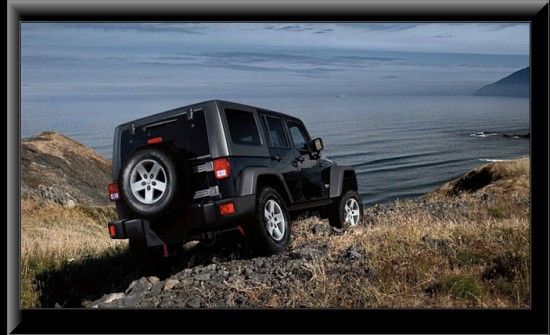 Jeep Wrangler Unlimited 2013, color negro