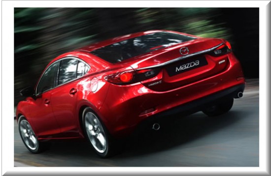 Mazda 6 2014 vista parte trasera