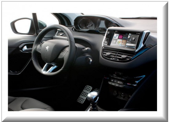 Peugeot 208 Allure diseño interior